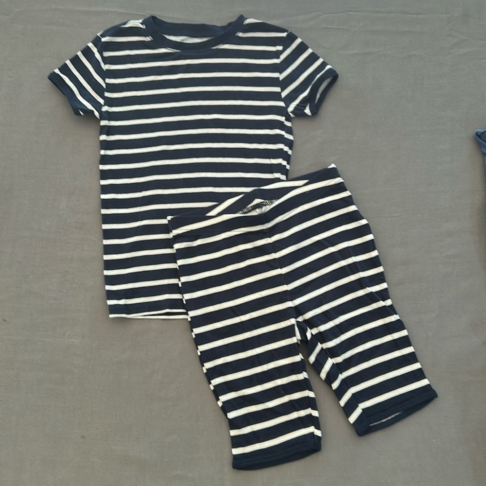 Unisex size 10 Old Navy pj set with shorts